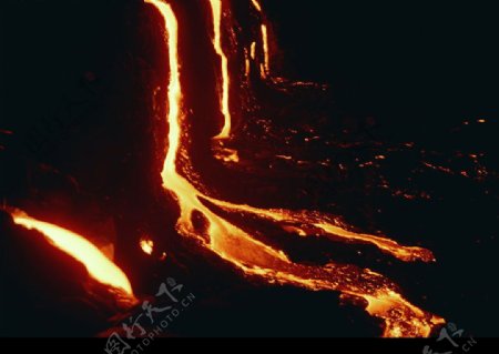 闪电熔岩图片