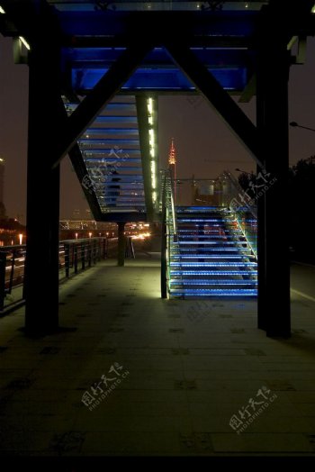 天津金汤桥夜景图片