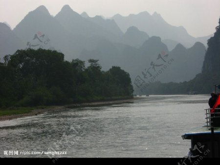 暮色下的桂林山水图片