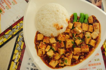 麻婆豆腐饭图片