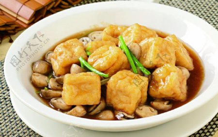 鲜菇炆豆腐图片