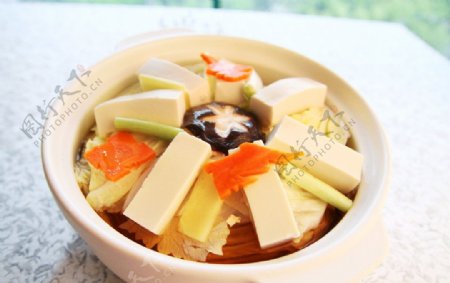 高汤豆腐大白菜图片