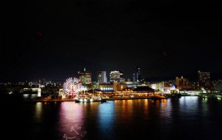 夜晚的神户港图片