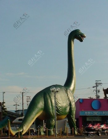 日本风光街边雕塑恐龙图片