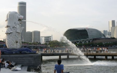 新加坡城市的标志鱼尾狮图片
