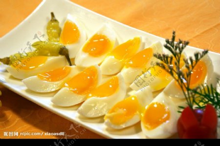 鸭蛋黄凉菜盘子泡椒图片