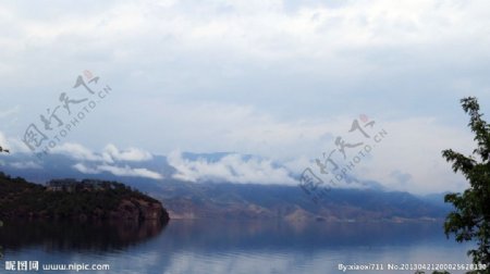 宁静的泸沽湖图片