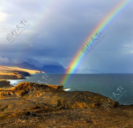 海上彩虹图片