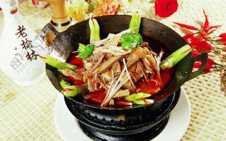 干锅红汤羊杂图片