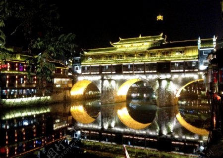 凤凰虹桥夜景图片