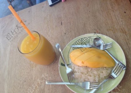 芒果糯米饭图片
