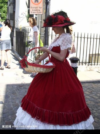 英国古典女孩红裙篮子图片