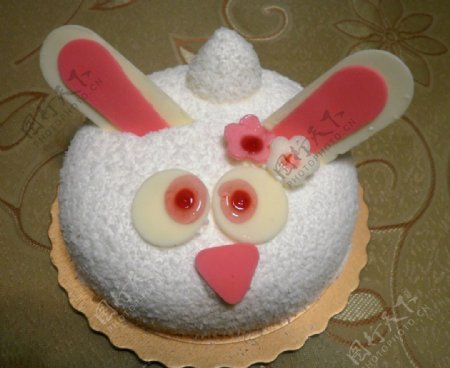兔子造形蛋糕图片