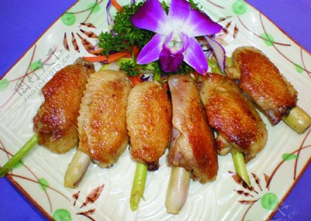 泰国香茅串烧鸡中翼图片