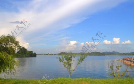 松湖景观图片