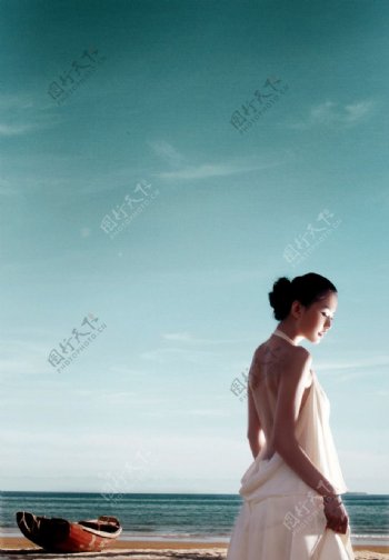 海景婚纱照图片