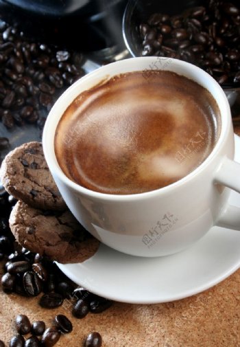 咖啡咖啡豆高雅饮品饮料杯子咖啡杯点心高清图片
