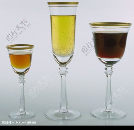 三杯酒图片