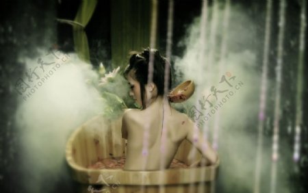 沐浴古典唯美图片