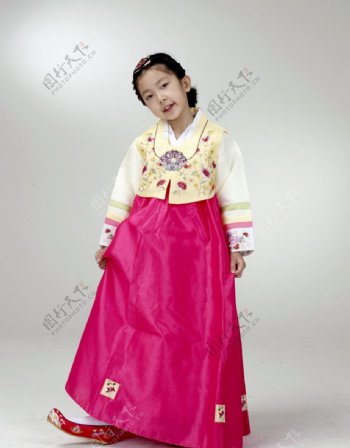 朝鲜服装小女孩图片