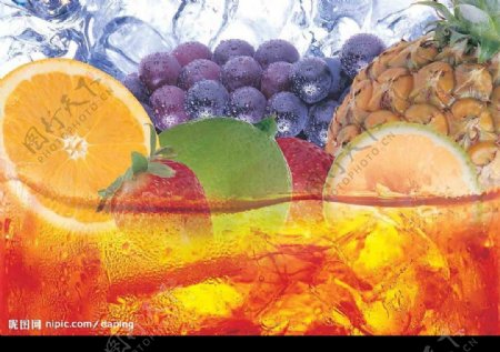水果饮料冰块合成PSD图片