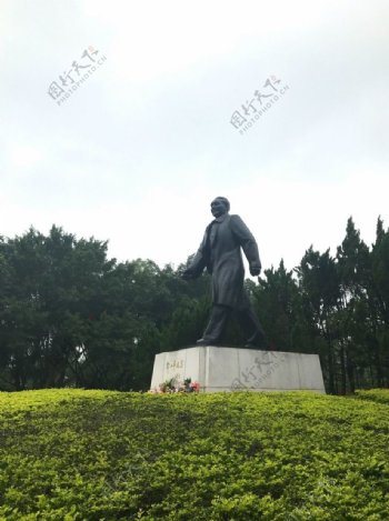 深圳同志雕像