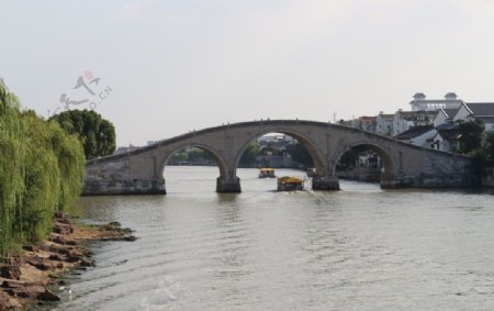 运河石拱桥