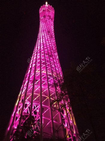 粉色的广州塔