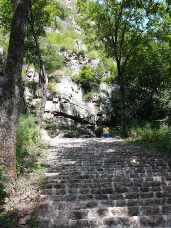 登山