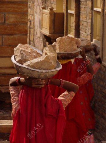 印度装妇女背影