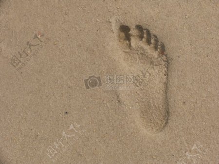 footprintinsand.jpg