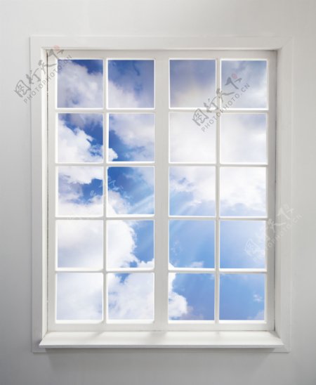窗户外的蓝天白云