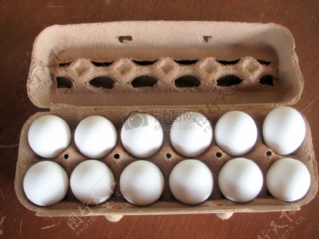 蛋托里的鸡蛋