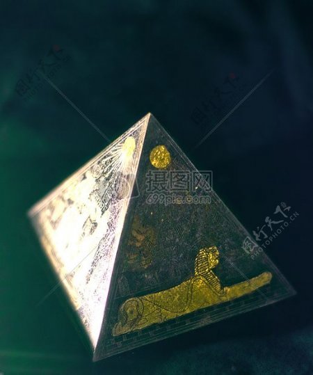 神秘的古埃及金字塔
