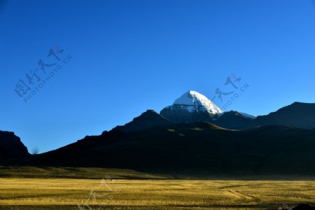 西藏阿里冈仁波齐峰