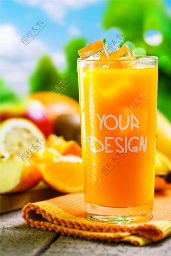 橙汁智能贴图玻璃杯场景贴图