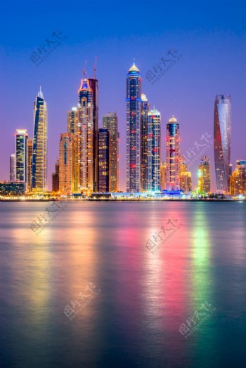 迪拜夜景摄影图片
