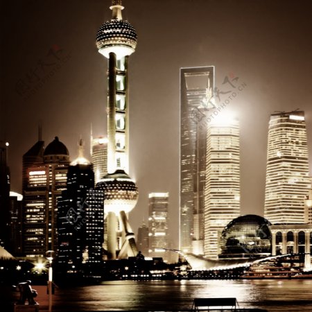 美丽的上海外滩夜景图片