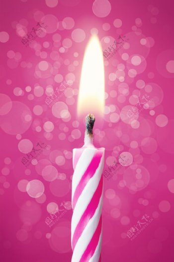 生日蜡烛粉色背景图片素材