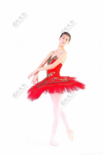 表演优美芭蕾舞蹈的美女演员图片
