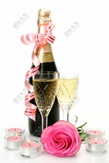 香槟与玫瑰