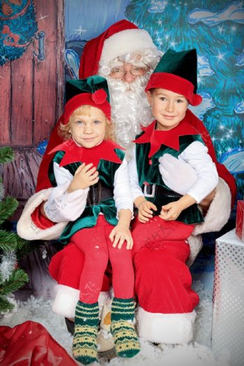 圣诞老人与可爱儿童图片