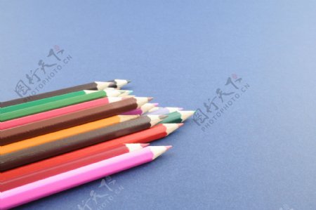 彩色铅笔15图片