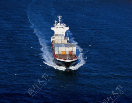 海上轮船风景高清图片下载
