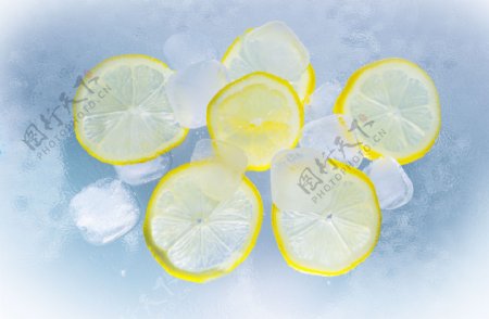冰柠檬片图片