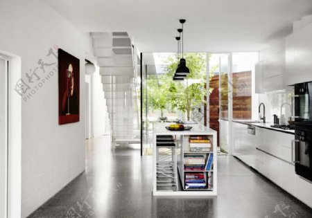 现代简约厨房背景墙设计图