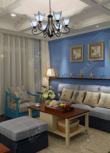地中海田园风蓝色客厅背景墙设计图