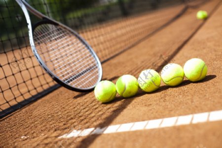 网球与网球拍