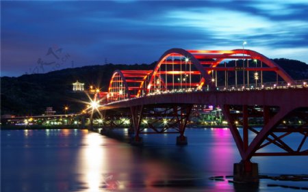 夜景江边大桥图片