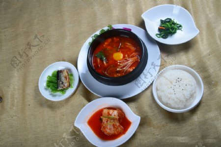 韩式套餐海鲜豆腐汤图片